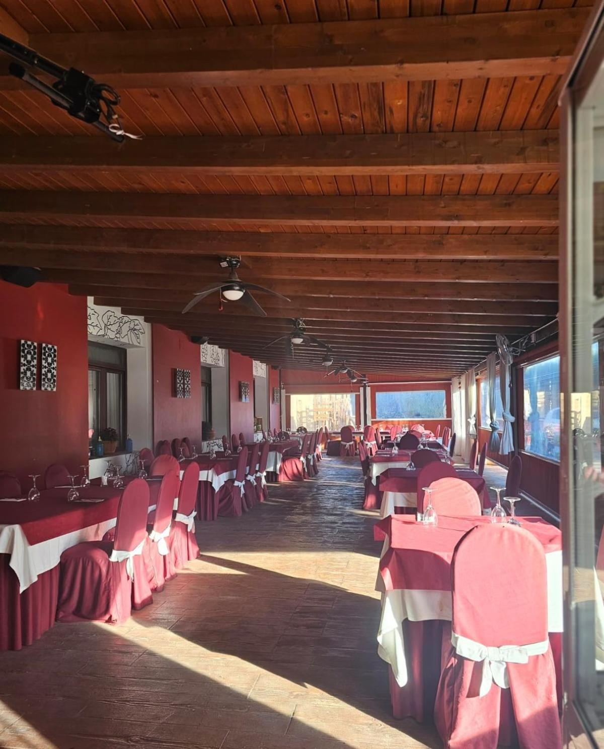 Hotel Restaurante El Patas Corral de Almaguer Exterior foto